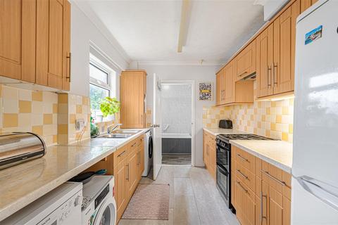 3 bedroom terraced house for sale, Evelyn Avenue, Newhaven