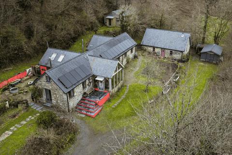 5 bedroom barn conversion for sale, Llandysul, SA44