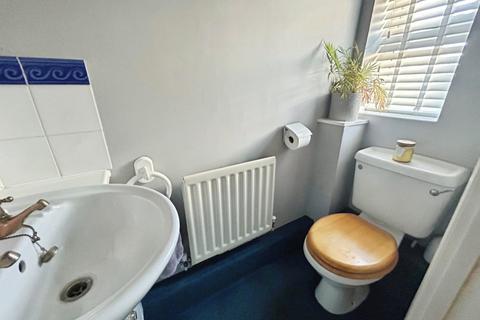 undefined, Gloster Close, Aldershot GU12