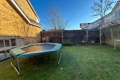 undefined, Gloster Close, Aldershot GU12