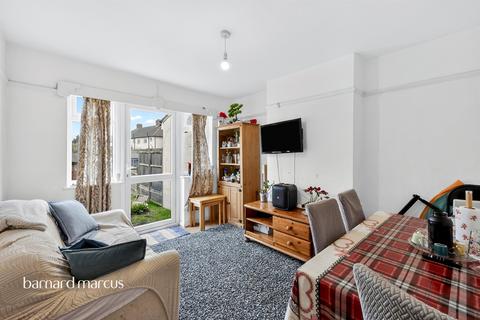 undefined, Cromwell Avenue, New Malden