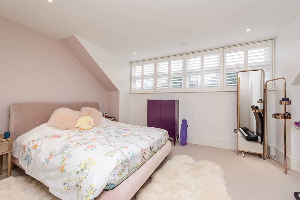 1f Dora Road-Bed2.jp