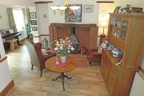 undefined, Grimpits Lane, Headley Heath