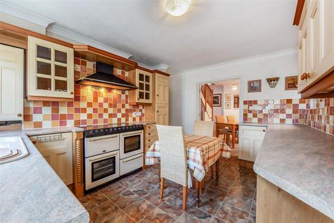 4 bedroom detached house for sale, Whyke Lane, Chichester