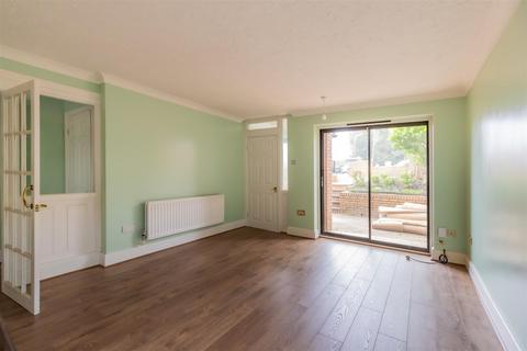 undefined, Park End Lane, Cardiff CF23