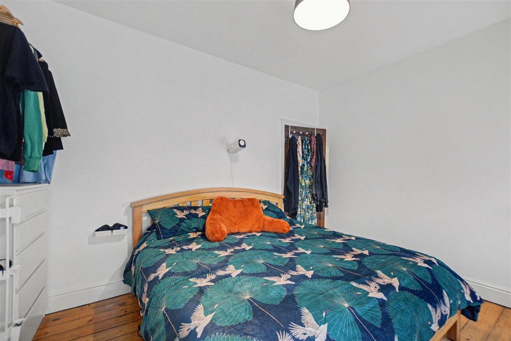 Bedroom 1 2.jpeg