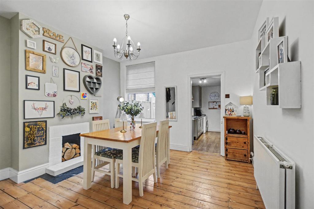 Dining Room 2.jpeg