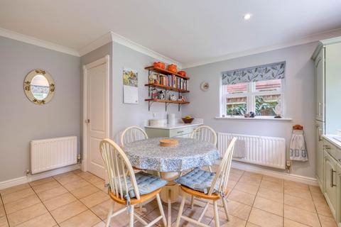 undefined, Whitford Gardens, Bromsgrove, B61