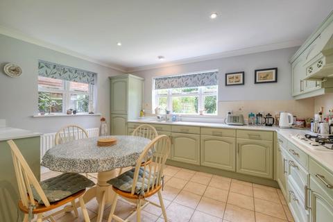 undefined, Whitford Gardens, Bromsgrove, B61