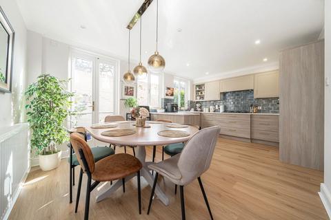 3 bedroom house for sale, Beaufort Road, East Twickenham TW1