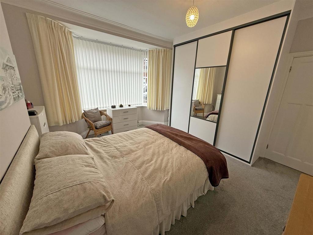 Bedroom 1 A2.jpg