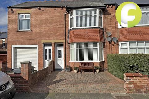2 bedroom flat for sale, Salisbury Avenue, North Shields