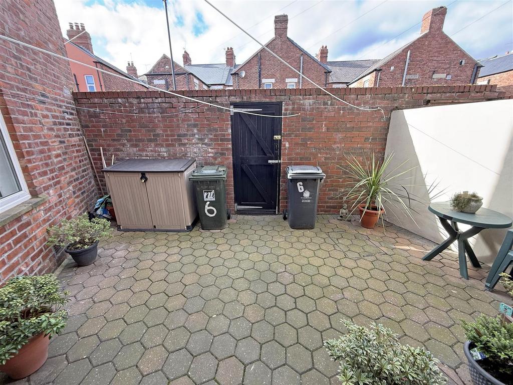 Back Garden NEW.jpg