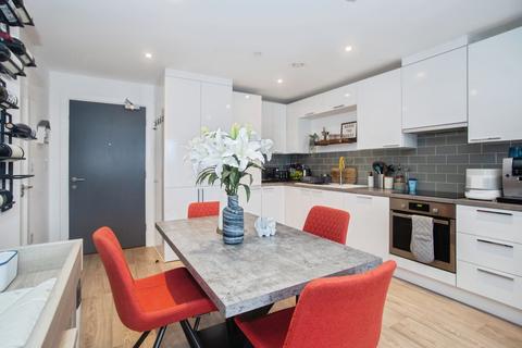 2 bedroom apartment for sale, Ottinger Close, Salford M50