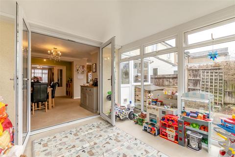 3 bedroom semi-detached house for sale, Plains Avenue, Maidstone