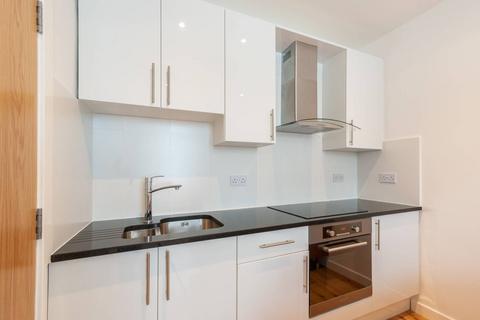 1 bedroom flat to rent, Southerton Road, Hammersmith, London, W6