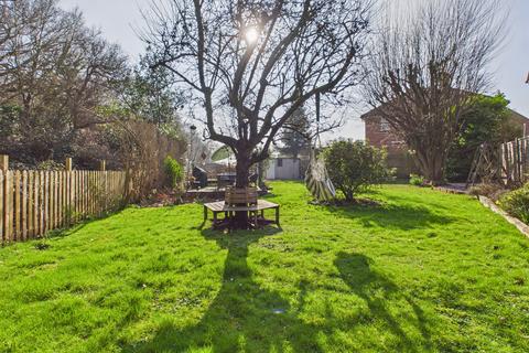undefined, Larkfield Close, High Wycombe, Buckinghamshire, HP13 7PX