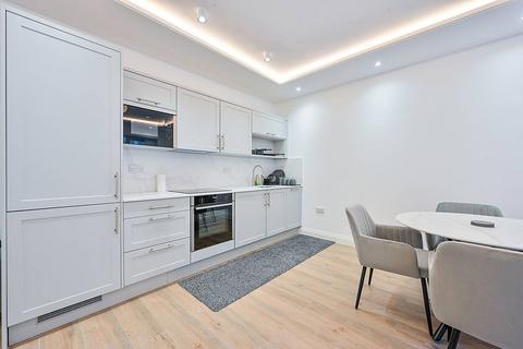 undefined, Uxbridge Road, Hanwell, W7