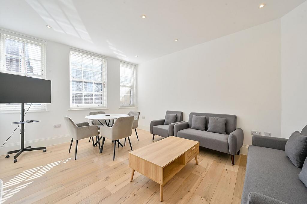 Apartment in Hanwell - View 2