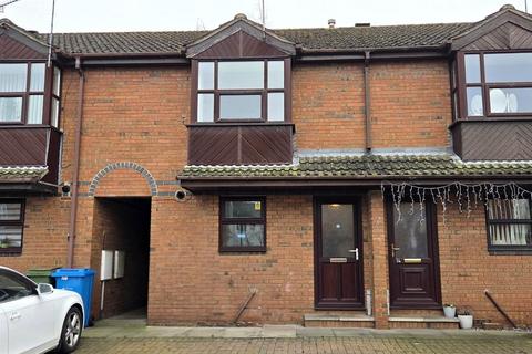 2 bedroom townhouse for sale, St. Johns Court, Goole