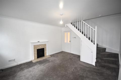 2 bedroom townhouse for sale, St. Johns Court, Goole