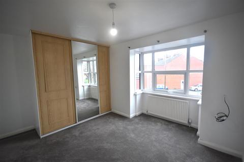 2 bedroom townhouse for sale, St. Johns Court, Goole