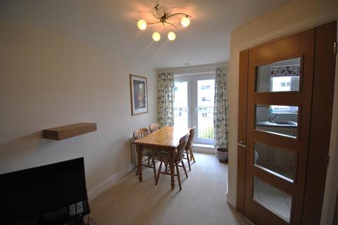 undefined, Goodes Court, Royston