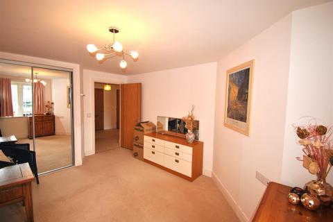 undefined, Goodes Court, Royston
