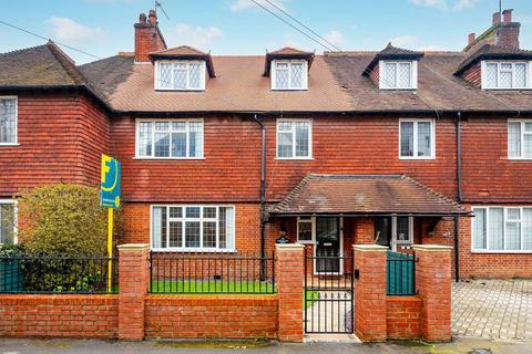 West Byfleet, West Byfleet, KT14