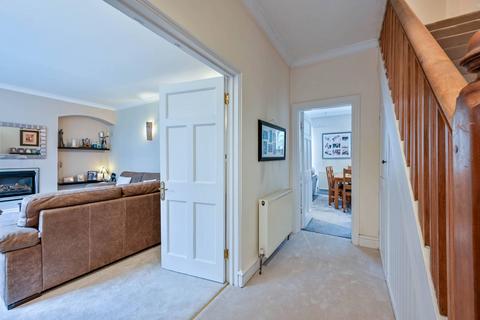 undefined, West Byfleet, West Byfleet, KT14