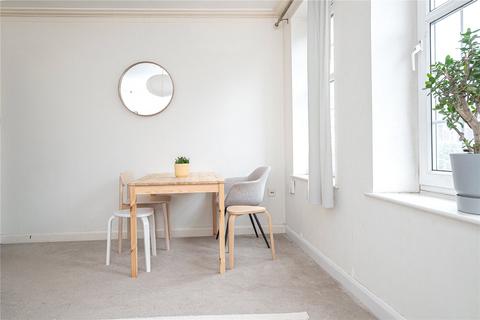 2 bedroom apartment for sale, Richmond Road, Twickenham