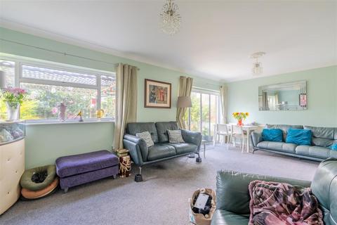 3 bedroom semi-detached house for sale, Whitchurch Lane, Whitchurch