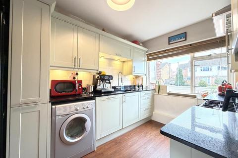undefined, Foxes Way, Warwick