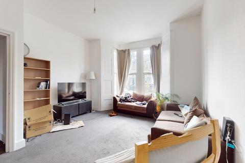 3 bedroom flat to rent, Coningsby Road, London, London, N4
