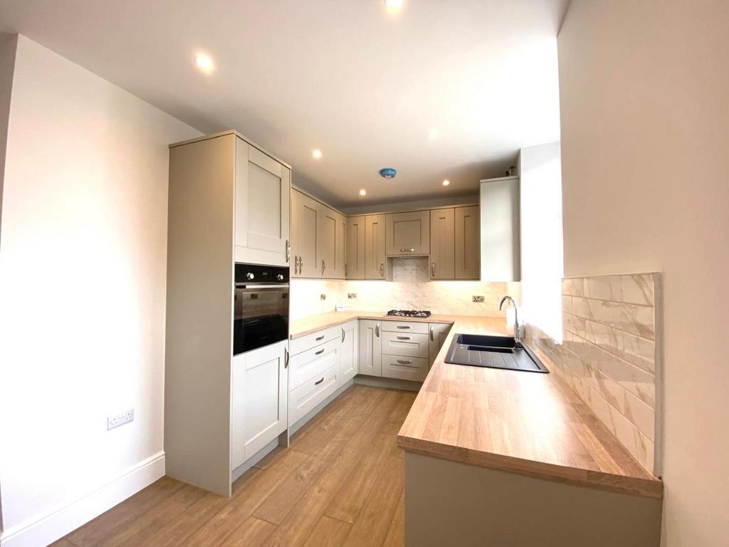 Dining kitchen