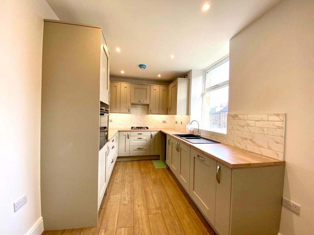 Dining kitchen