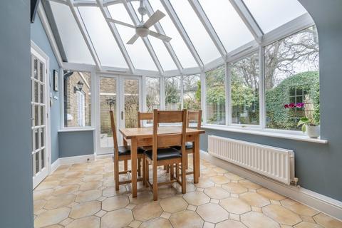 5 bedroom detached house for sale, Huntleys Park, Tunbridge Wells (complete chain)