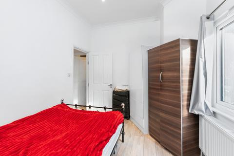 1 bedroom flat to rent, Queens Road , Brighton BN1