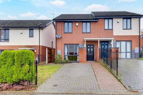 undefined, Blake Close, Nottingham NG3