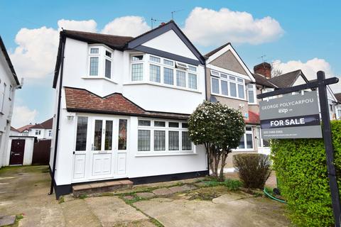 3 bedroom end of terrace house for sale - Brook Drive, Harrow HA1
