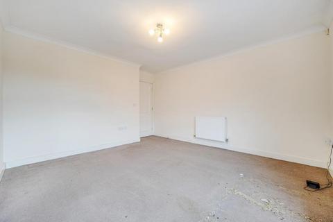 2 bedroom flat for sale, Newbury,  Berkshire,  RG14