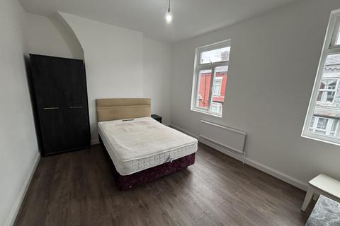 4 bedroom terraced house to rent - Caythorpe Street, M14 4UD