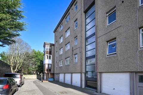 2 bedroom flat for sale, Nicol Street, Kirkcaldy KY1