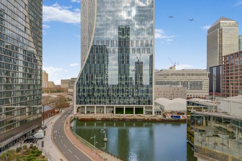 1 bedroom flat for sale, Landmark East, Marsh Wall London E14