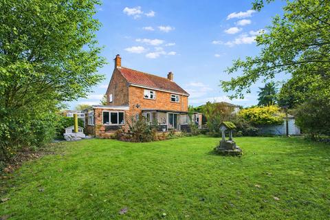 3 bedroom detached house for sale, Mill Street, Bradenham