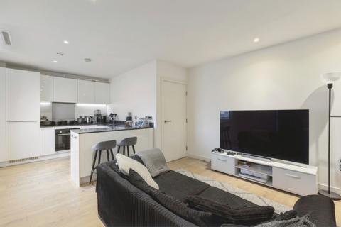 2 bedroom apartment to rent - Capitol Way London NW9