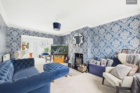 3 bedroom semi-detached house for sale, The Queens Drive, Mill End, Rickmansworth, WD3 8LS