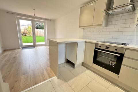 undefined, WITH DOUBLE PARKING & GARAGE - Neuville Way, Desborough, Kettering