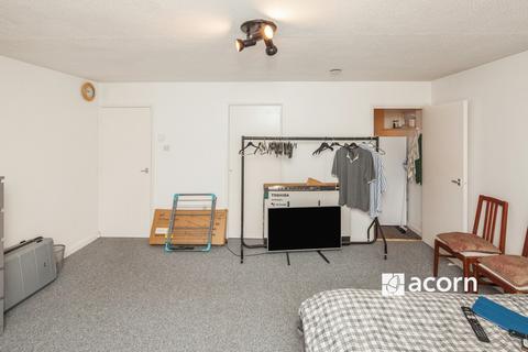 undefined, 56 Bensham Manor Road Thornton Heath CR7