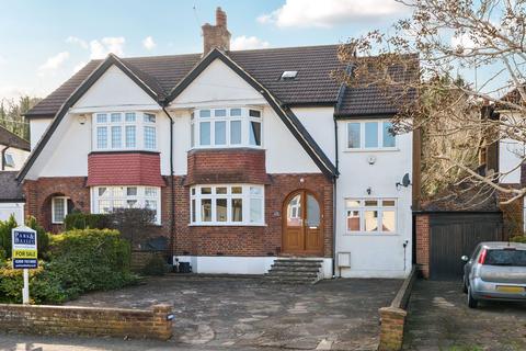 undefined, Chaldon Way, Coulsdon CR5